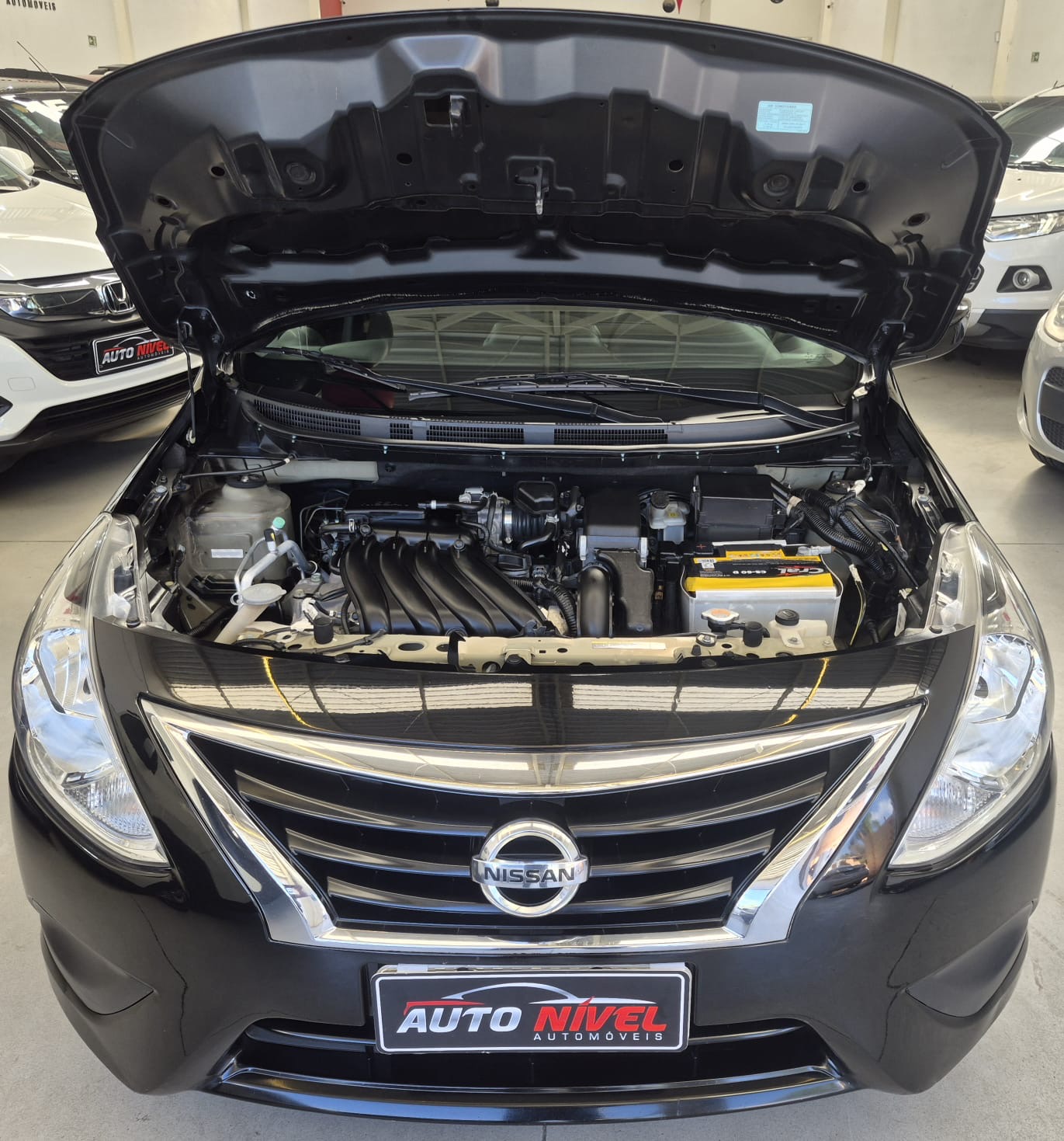 NISSAN VERSA SL 1.6 MANUAL 2015/2016 foto 10