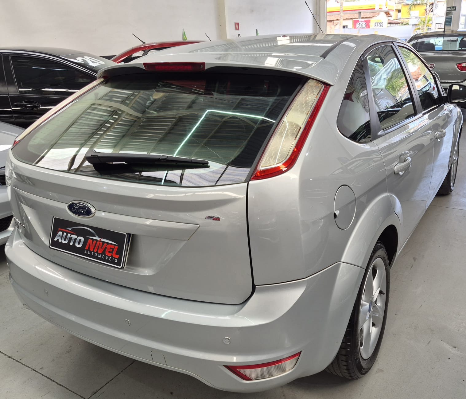 FORD FOCUS HATCH 1.6 foto 4
