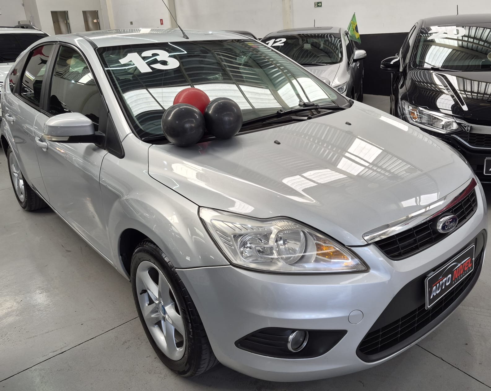 FORD FOCUS HATCH 1.6 foto 3