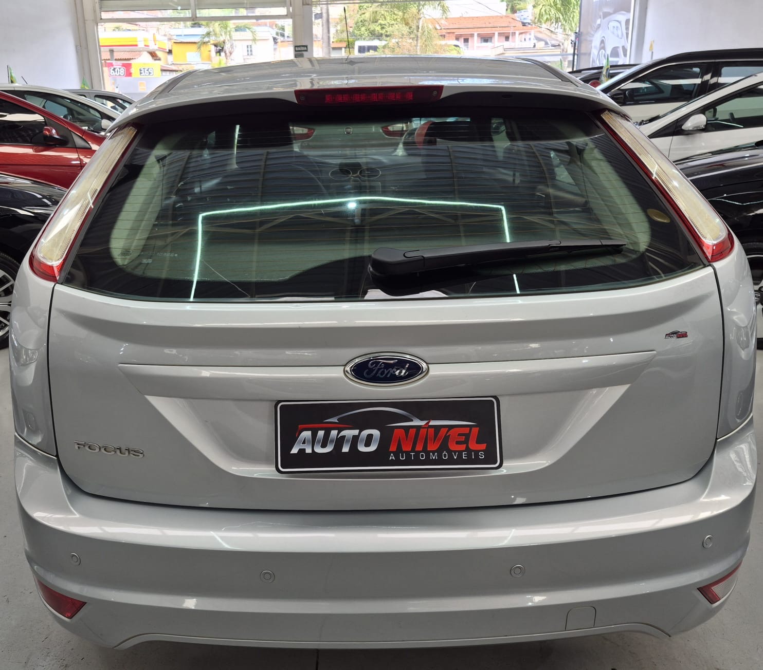 FORD FOCUS HATCH 1.6 foto 5