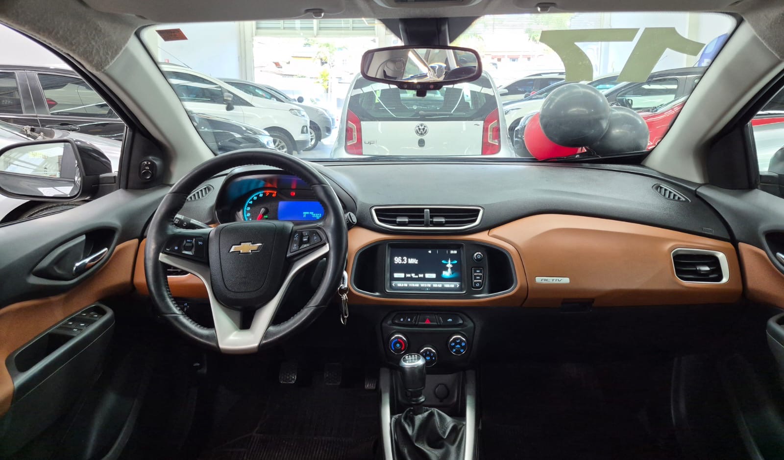 GM/ONIX ACTIV 1.4 MANUAL  2017/2017 foto 8